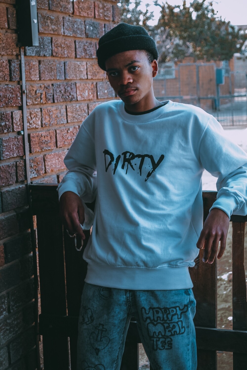 Sweatshirt