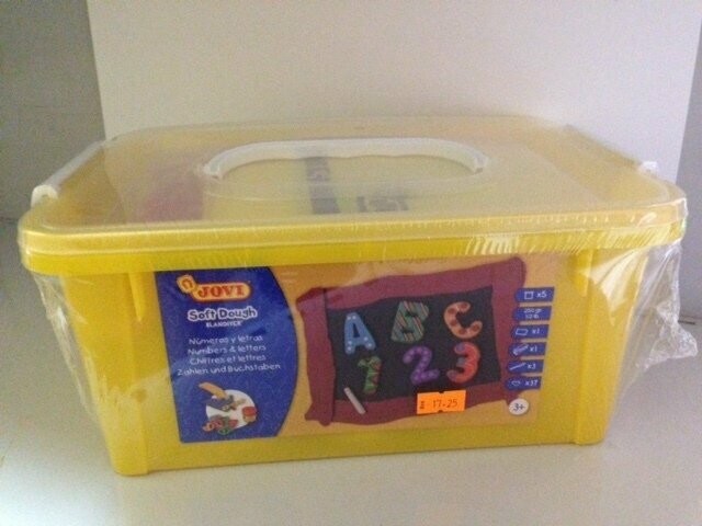 CUBO PLASTILINA LETRAS Y NUMEROS