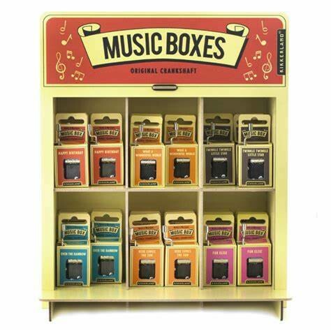 CAJAS DE MUSICA CON MANIVELA KIKKERLAND