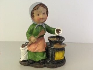 FIGURA CASTAÑERA RESINA 9 CMS
