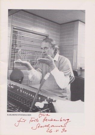 STOCKHAUSEN, KARLHEINZ (1928-2007): Eigenhändige Widmung und Unterschrift in Programmheft
