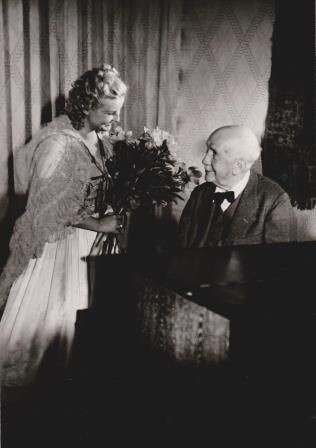 ​STRAUSS, RICHARD (1964-1949) & GERDA SOMMERSCHUH (1915-1984) - Photographie von Rudolf Betz