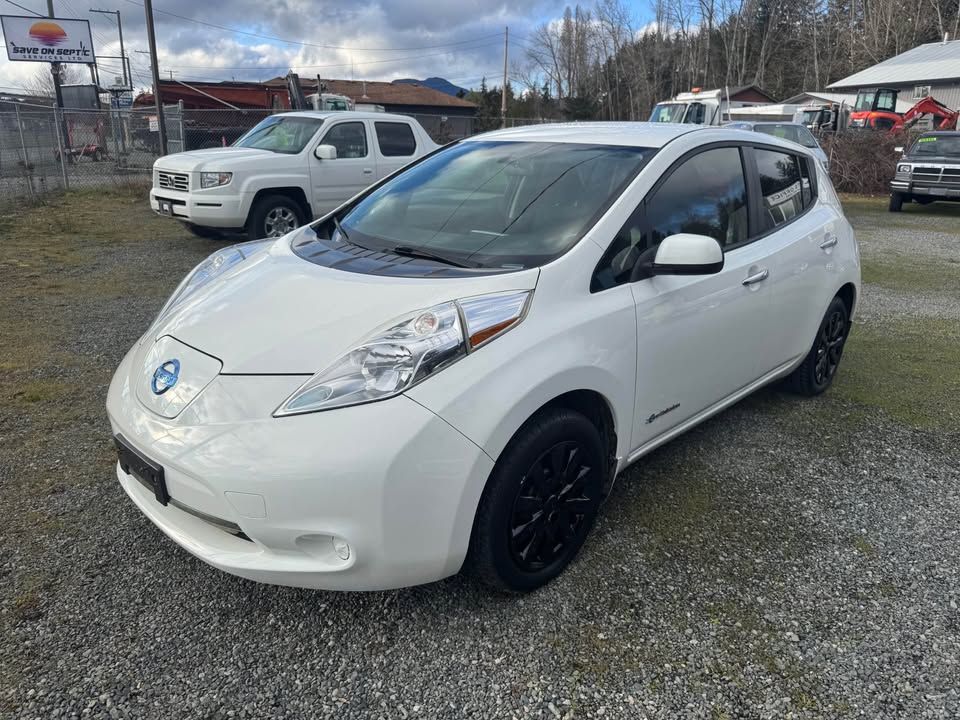 2015 Nissan Leaf SV