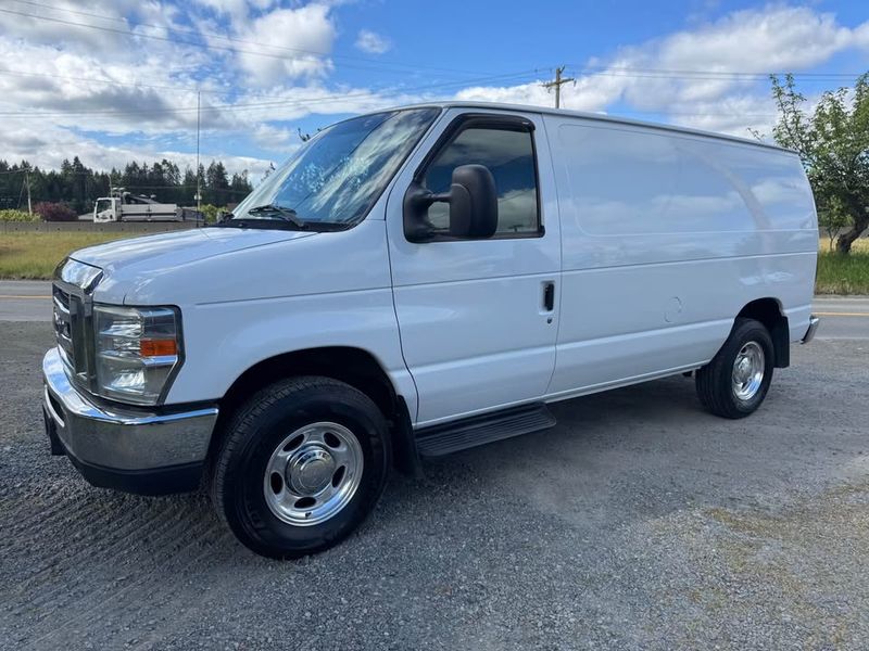 2010 Ford E250 Cargo
