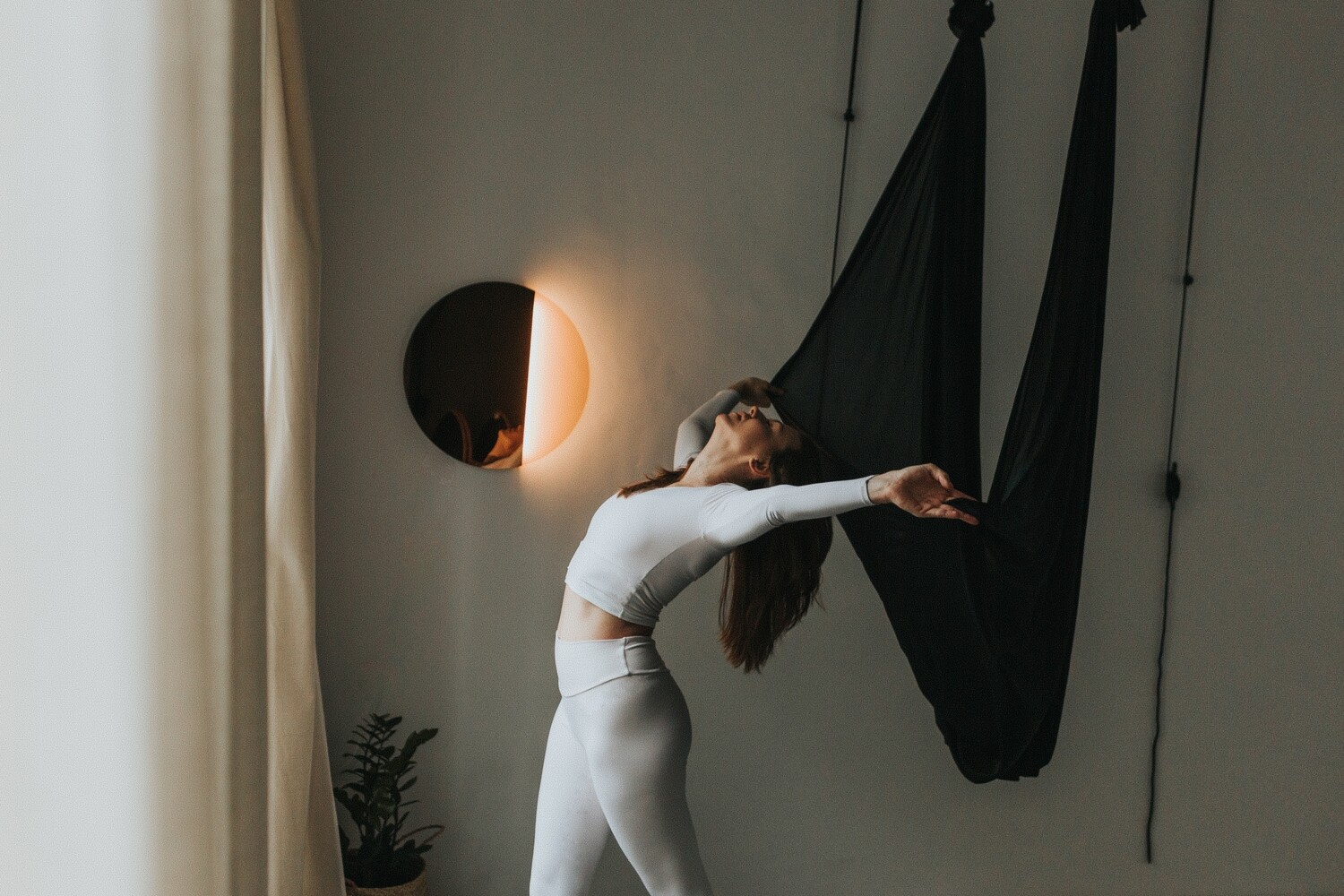 AERIAL JOGA od podstaw z Olą PM | wtorek 22.07 | godz 17:00