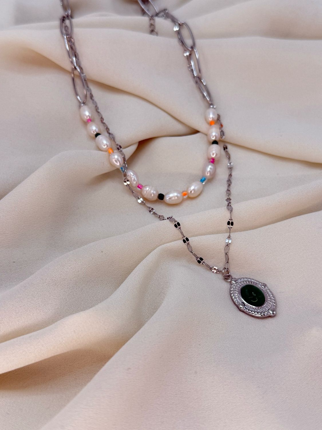 Collana amuleto perle silver
