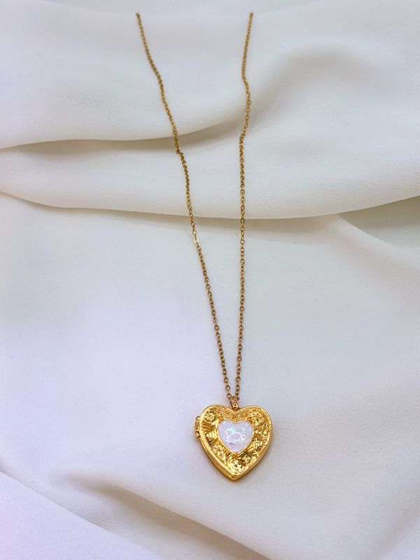 Collana cuore scrigno white