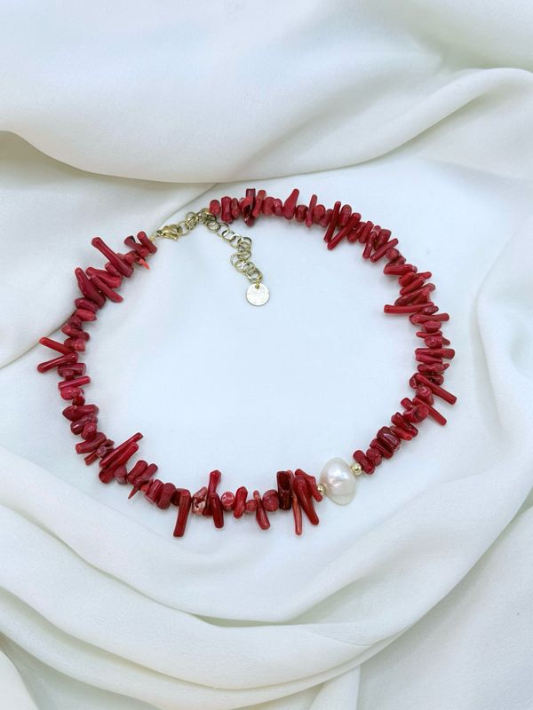 Chocker red coral