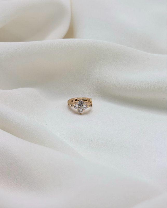 Hoop fiore white gold
