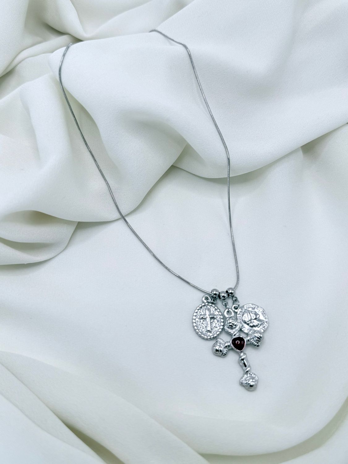 Collana credo red silver