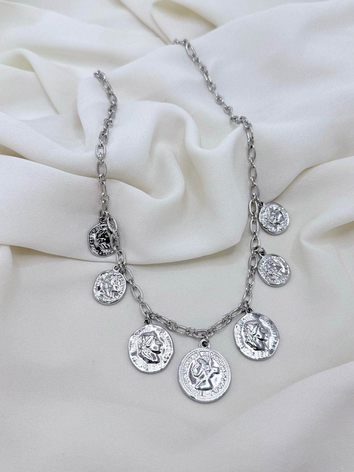 Girocollo monete silver