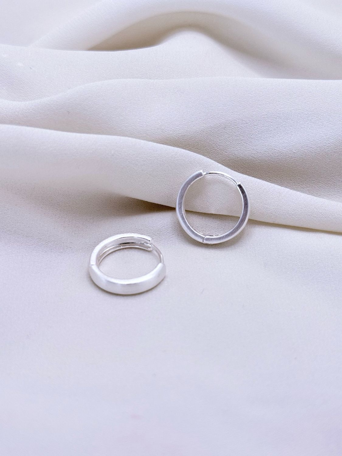 Hoop mat silver
