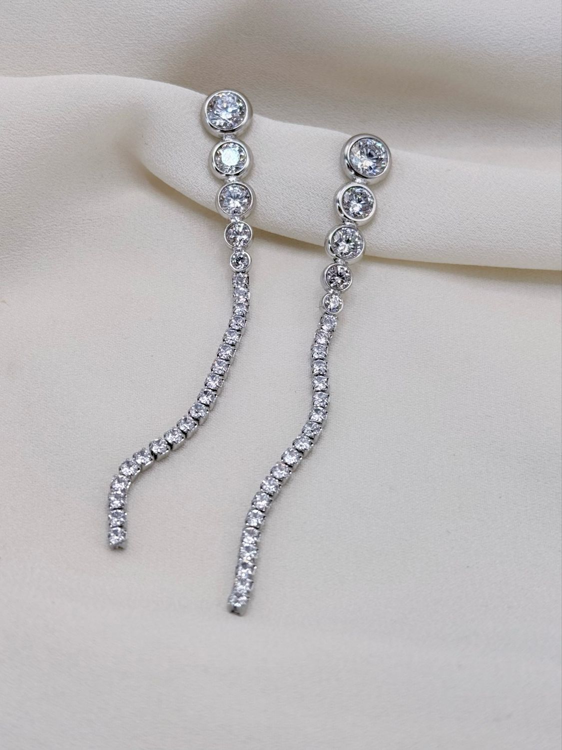 Orecchini long onion silver