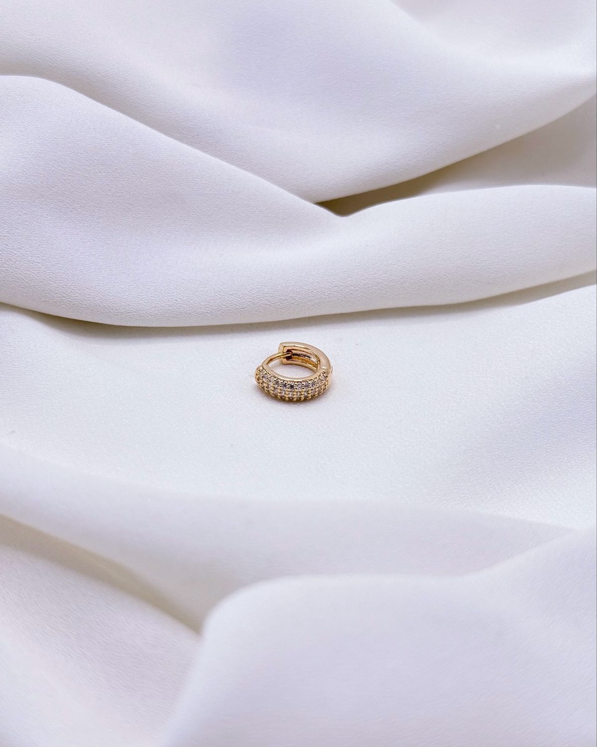 Hoop mini pave gold