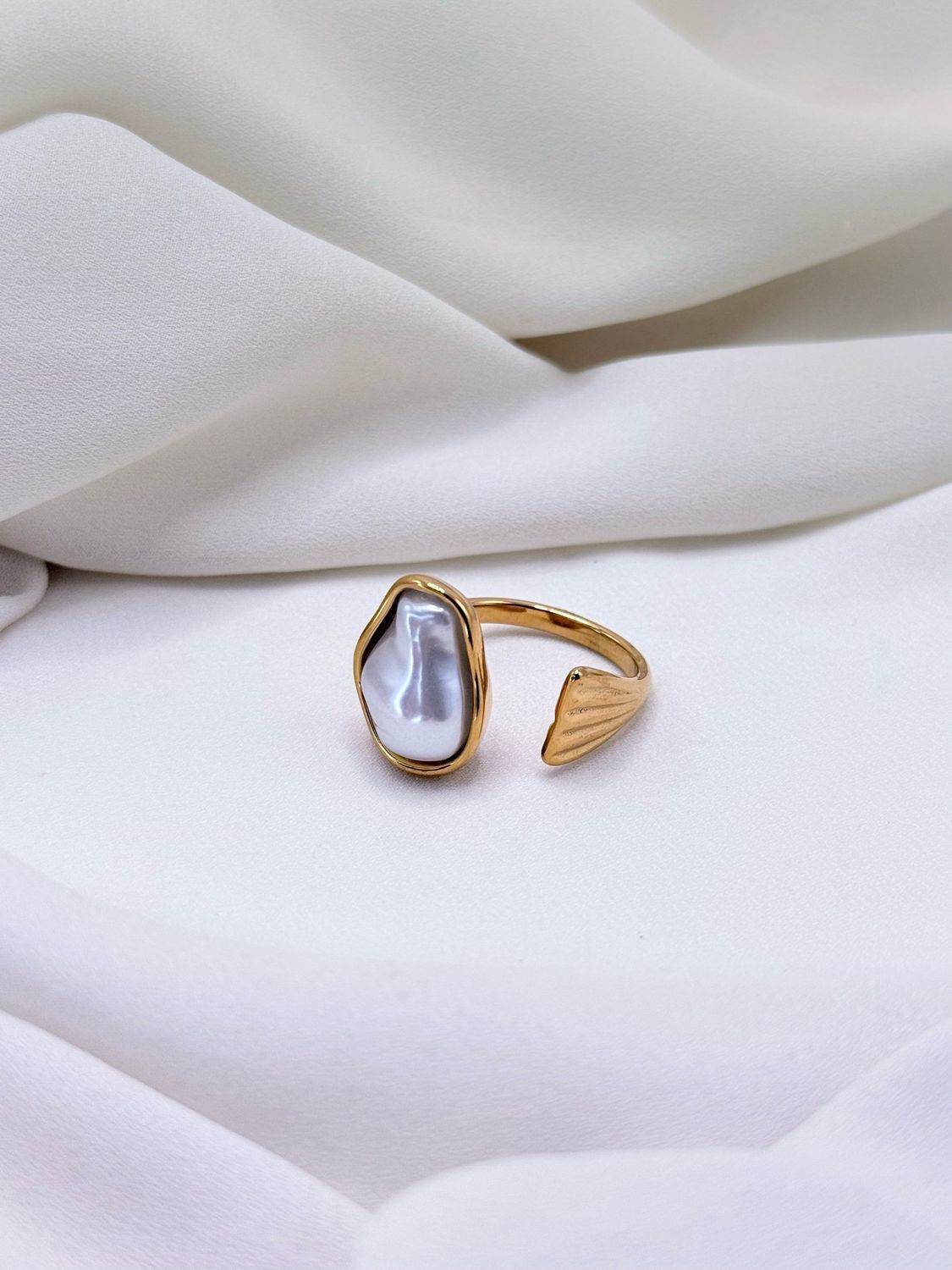 Anello barocco contrarier