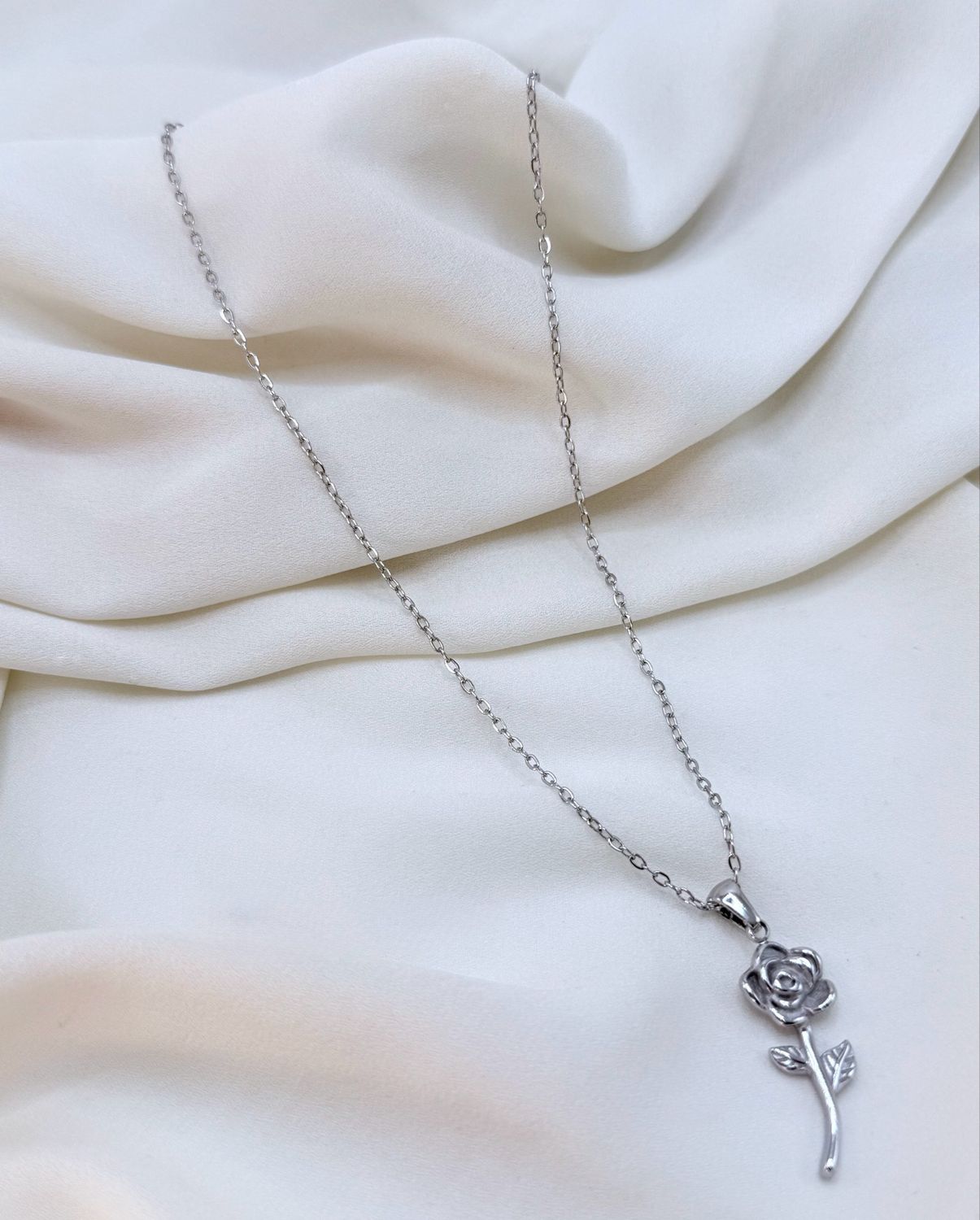 Collana rosa silver
