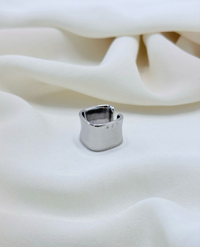 Earcuff cubic silver