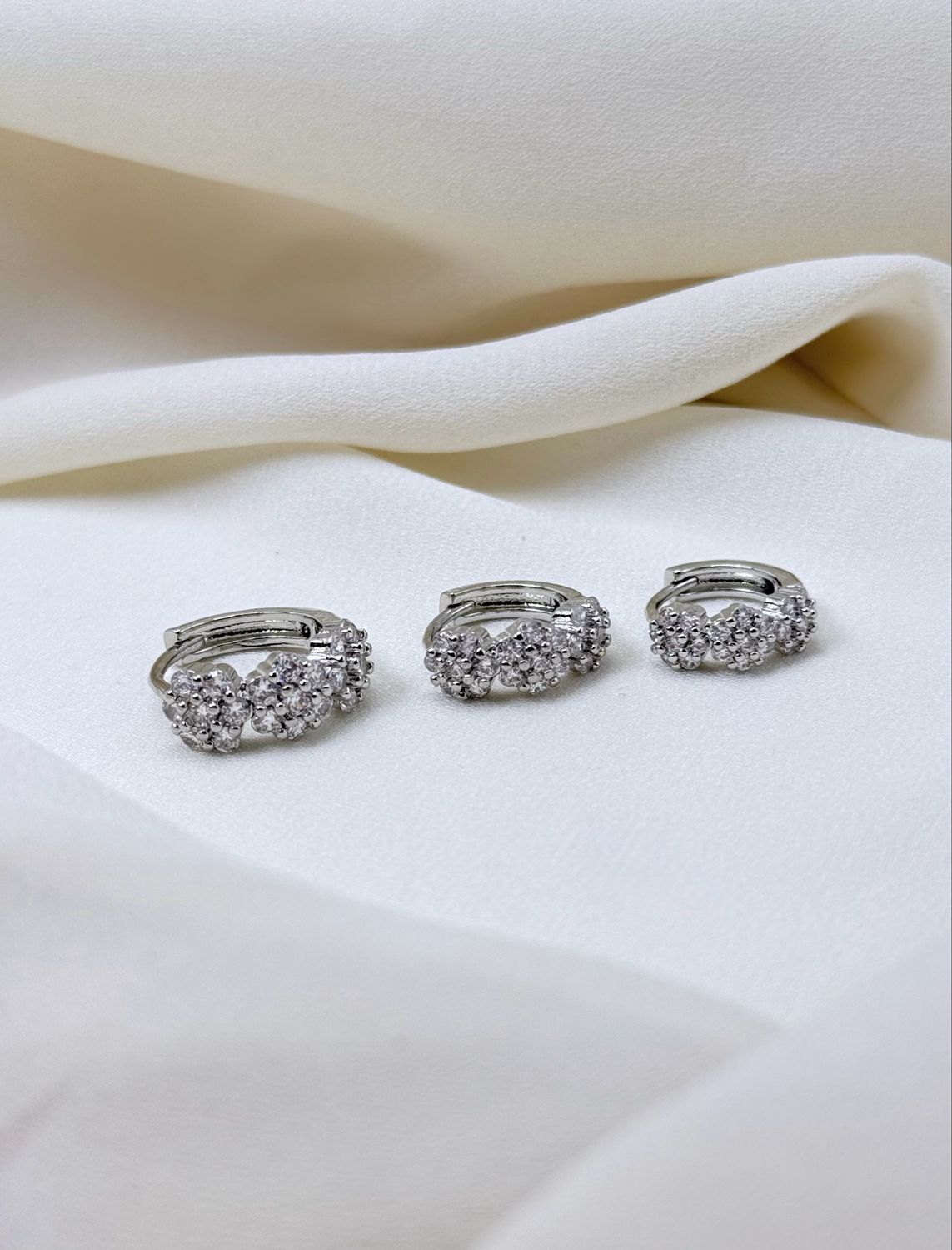 Hoop bouquet M silver
