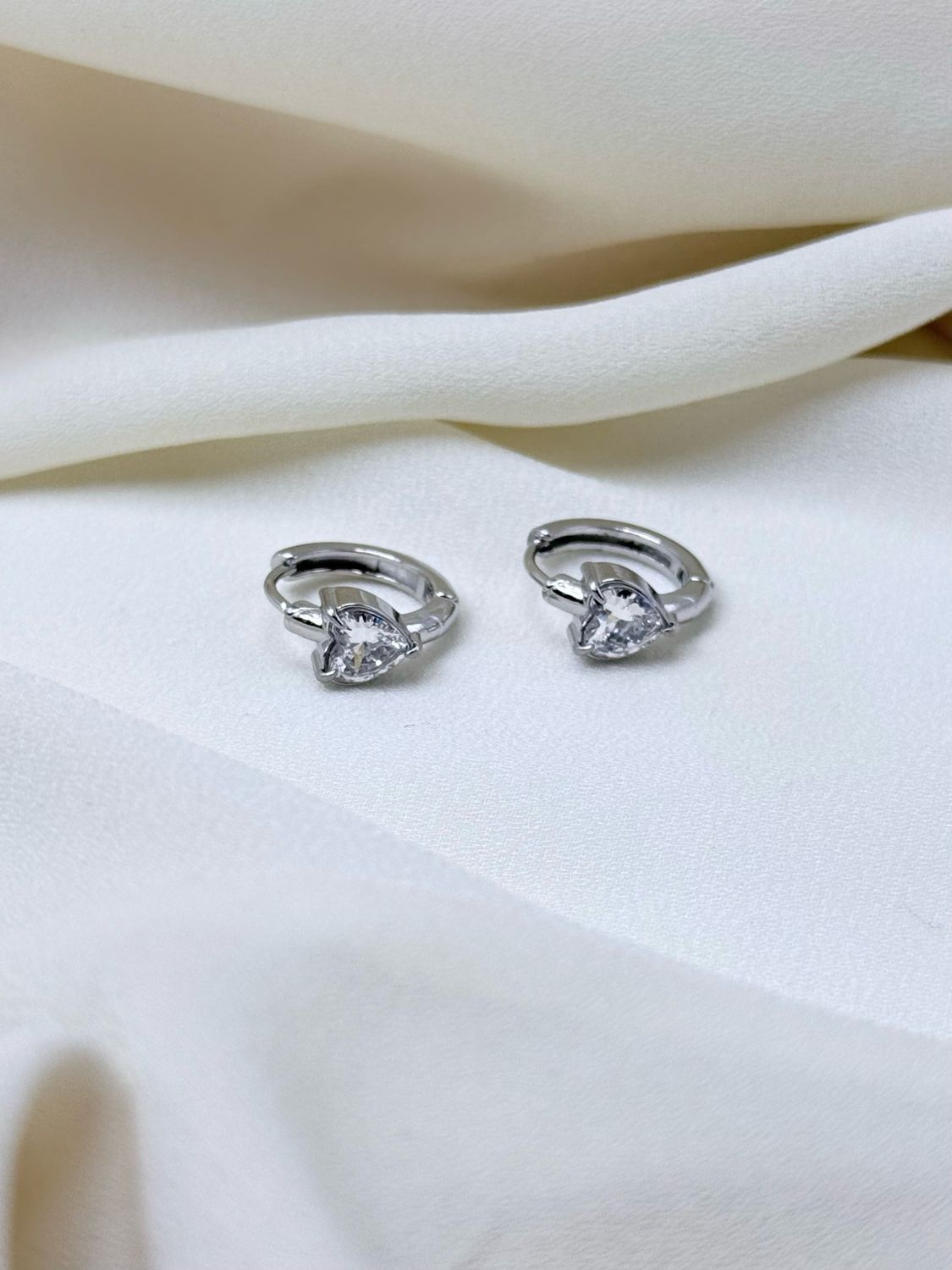Hoop punto cuore silver