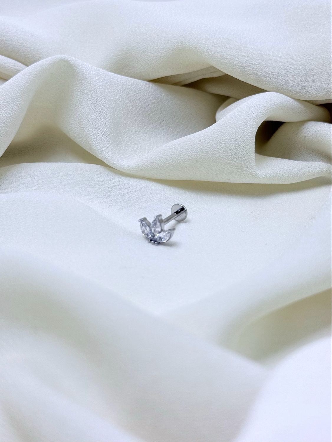 Piercing loto silver