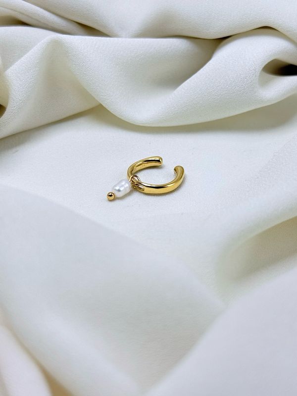 Earcuff demure gold