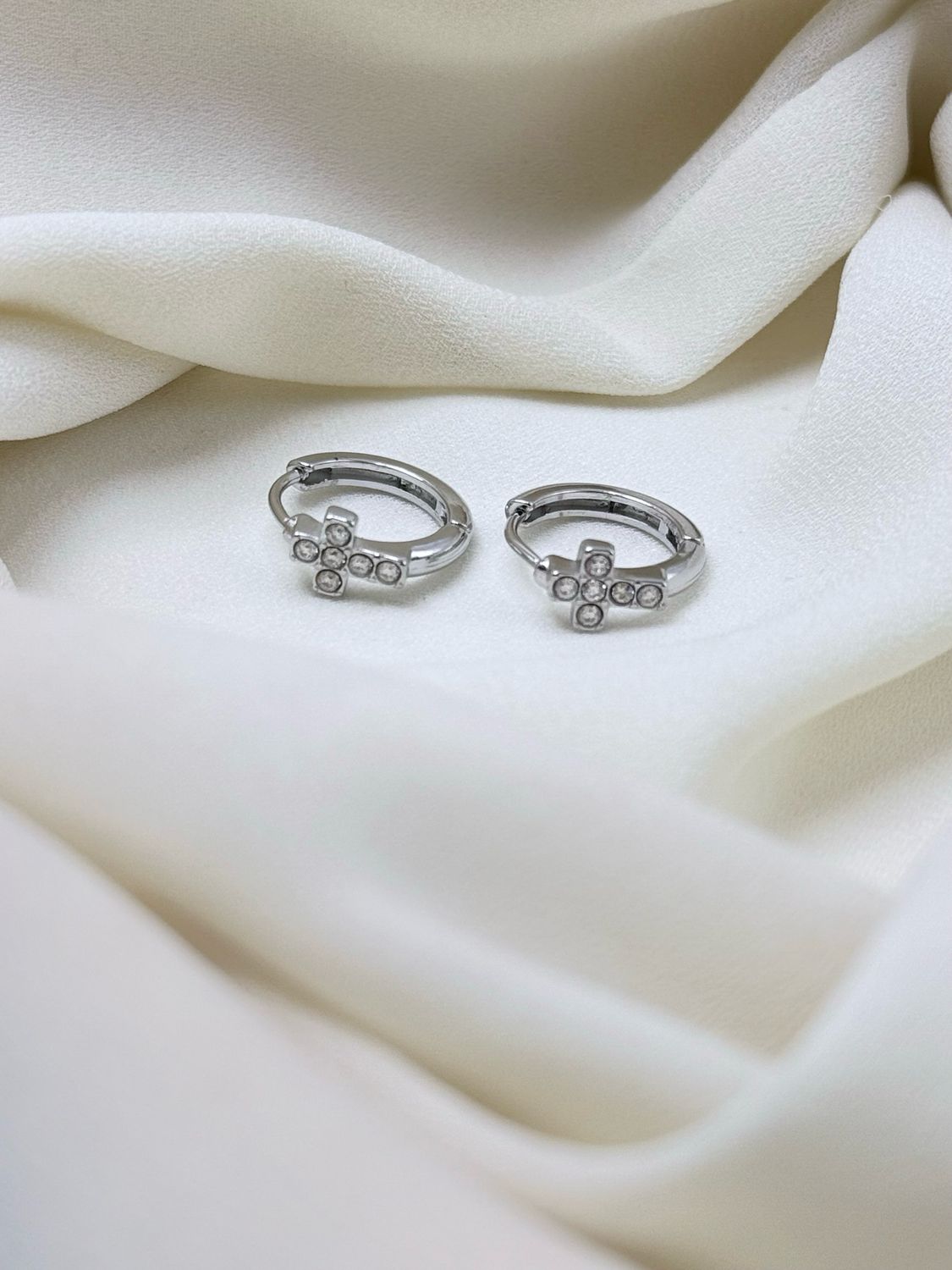 Hoop croce silver