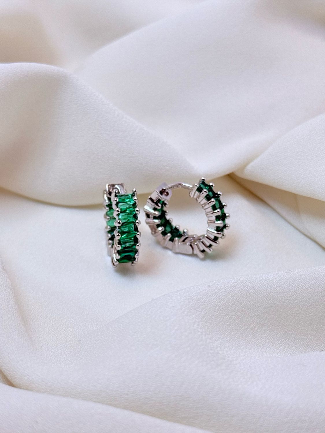 Hoops big baguette verde silver