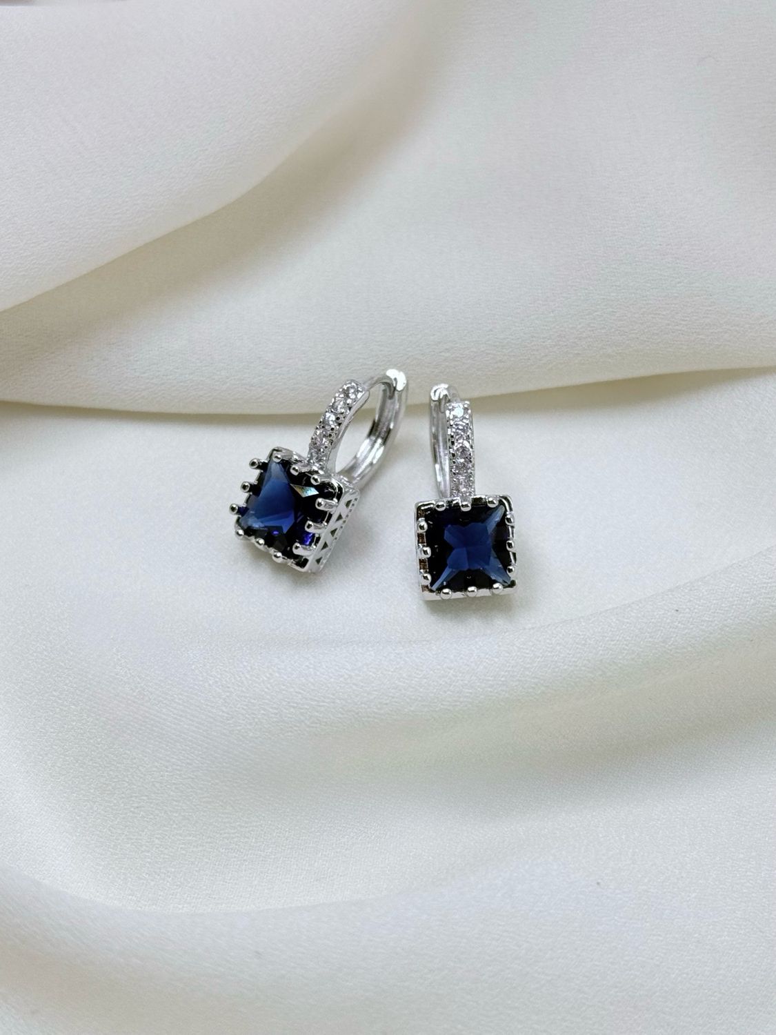 Hoops chibini blu silver