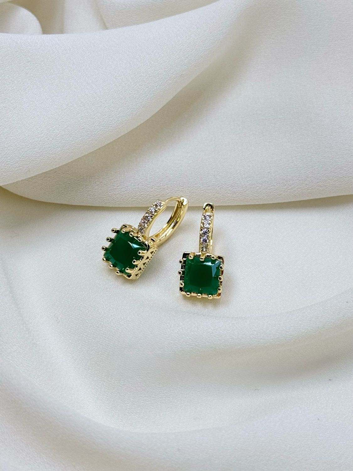 Hoop chibini verde gold