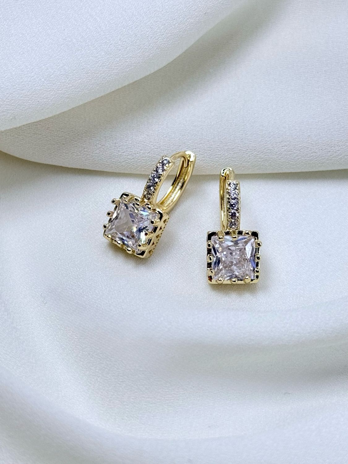 Hoop chibini white gold