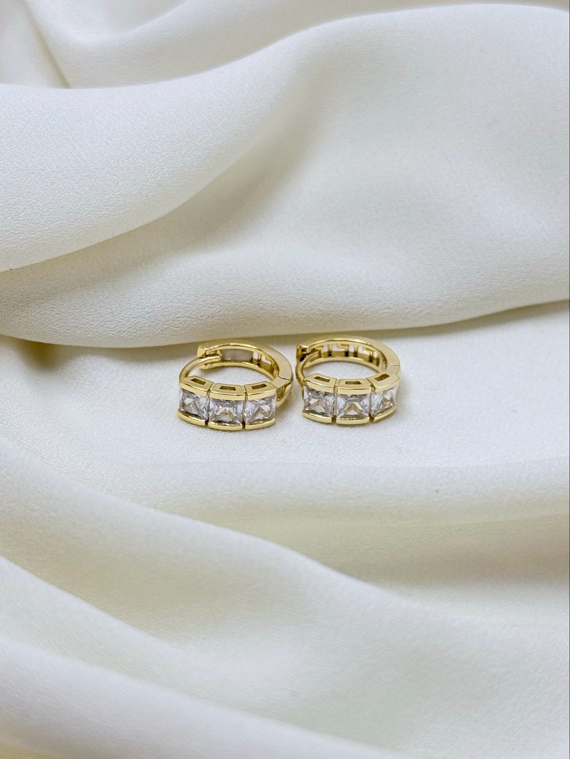 Hoops trilogy white gold