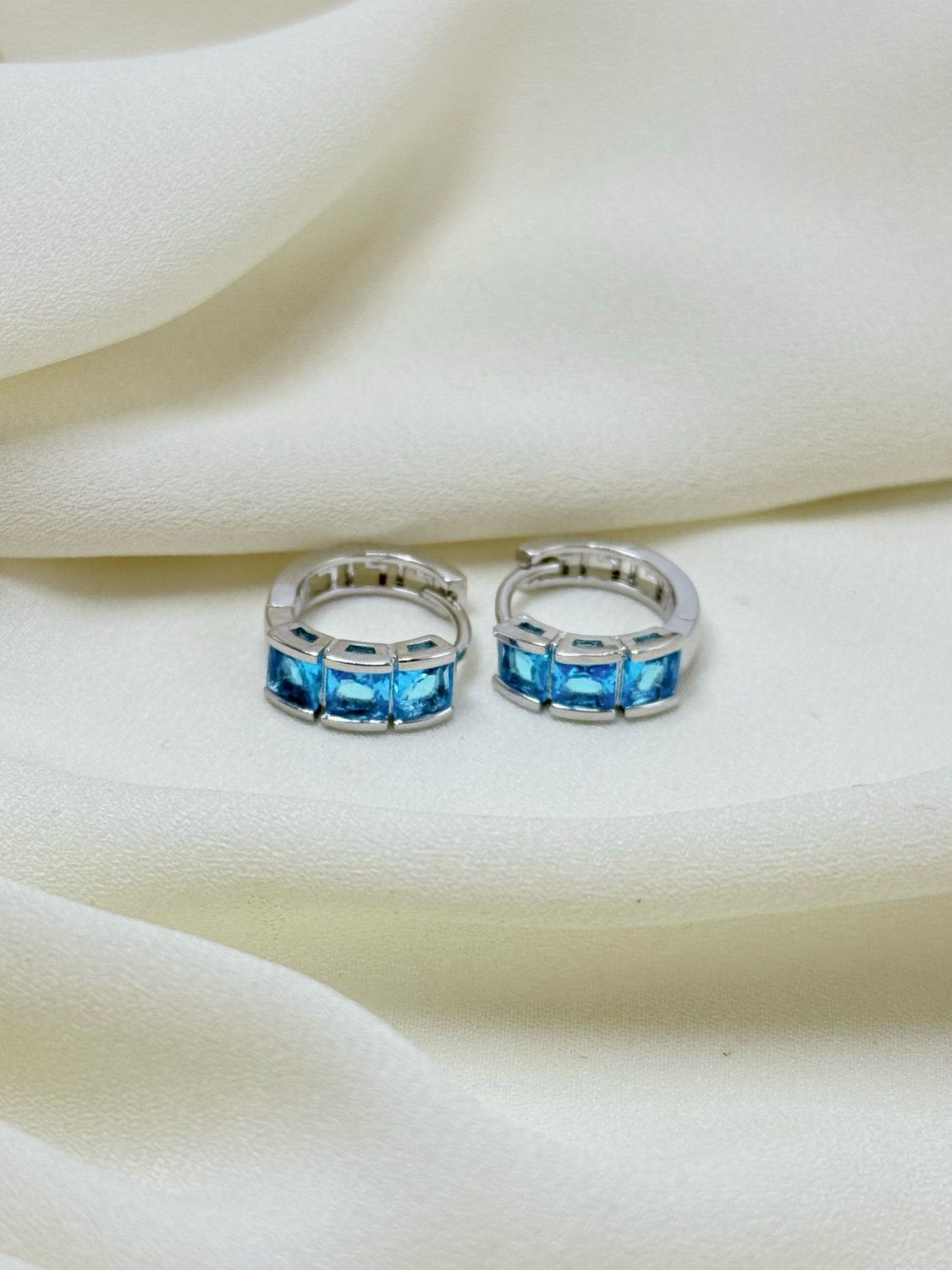 Hoops trilogy celeste silver