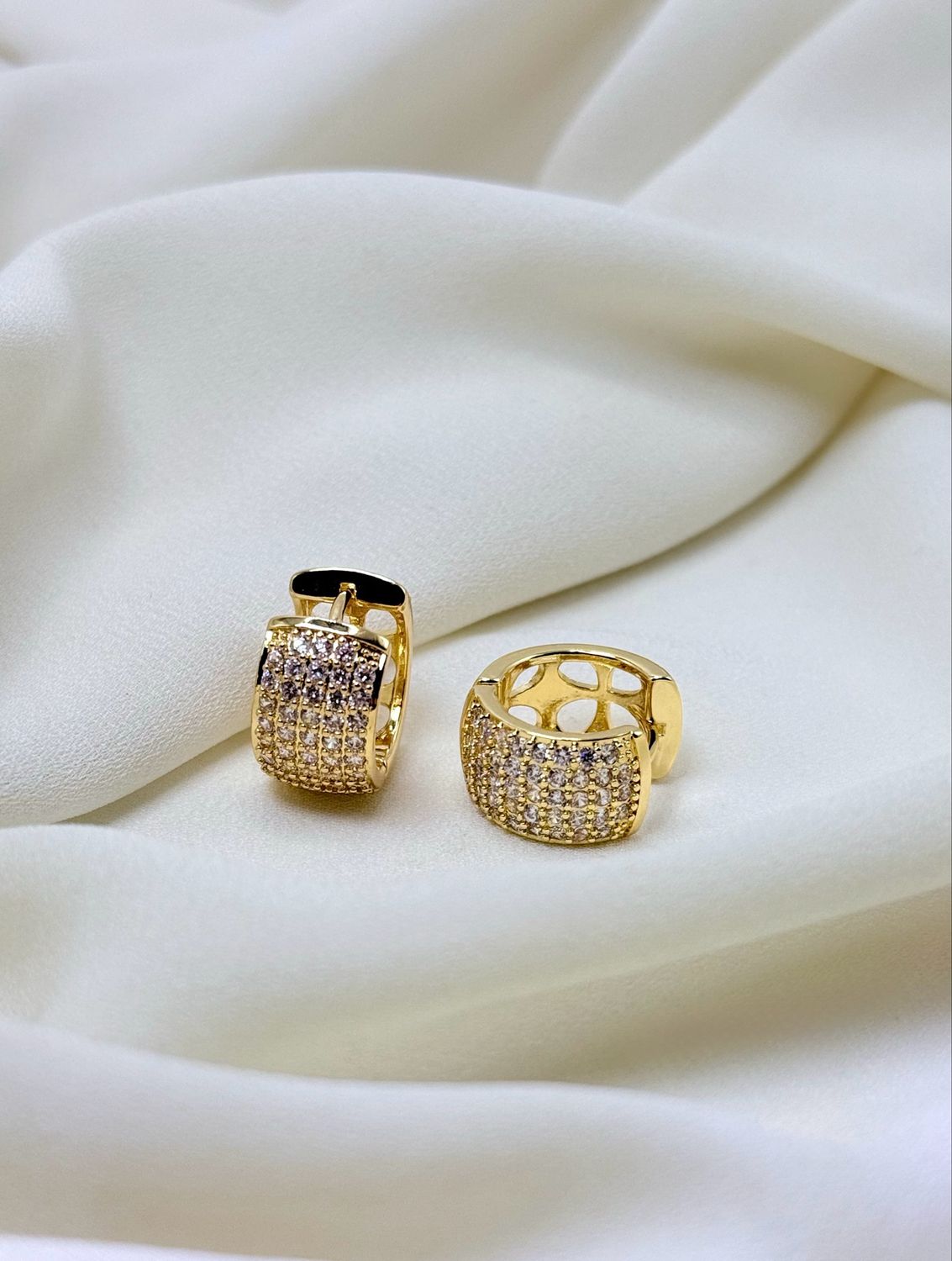 Hoops big pavè M Gold