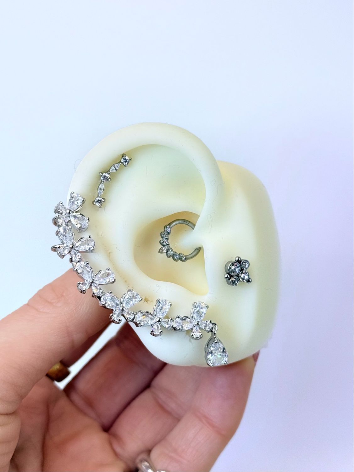 Cuffia botanical silver