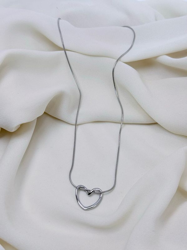 Collana cuore sagoma silver