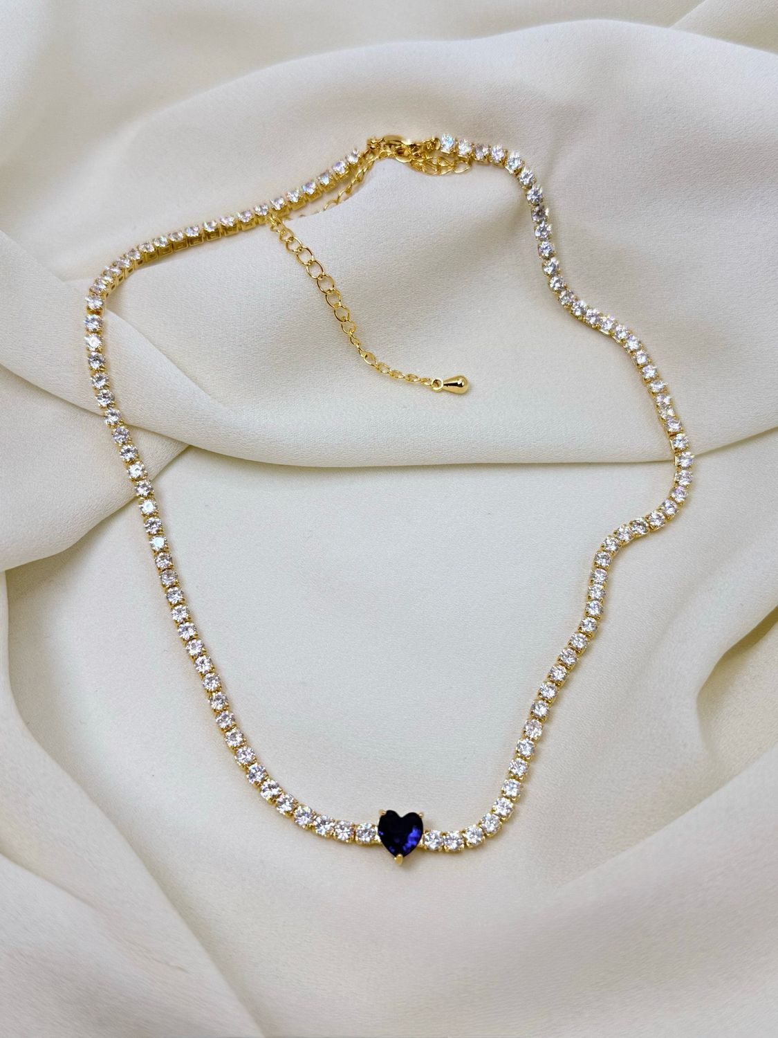 Chocker tennis love blu