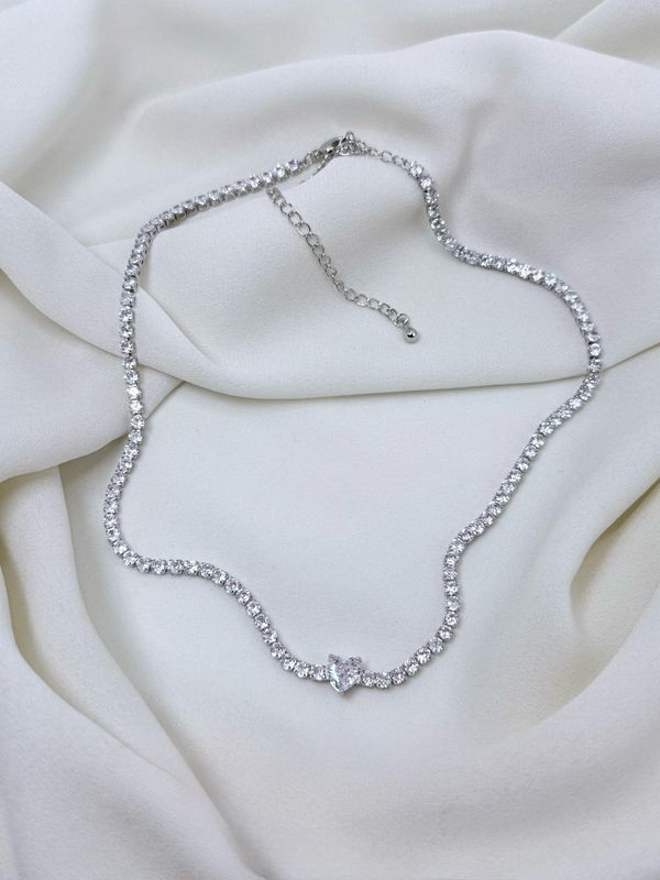 Chocker tennis love white