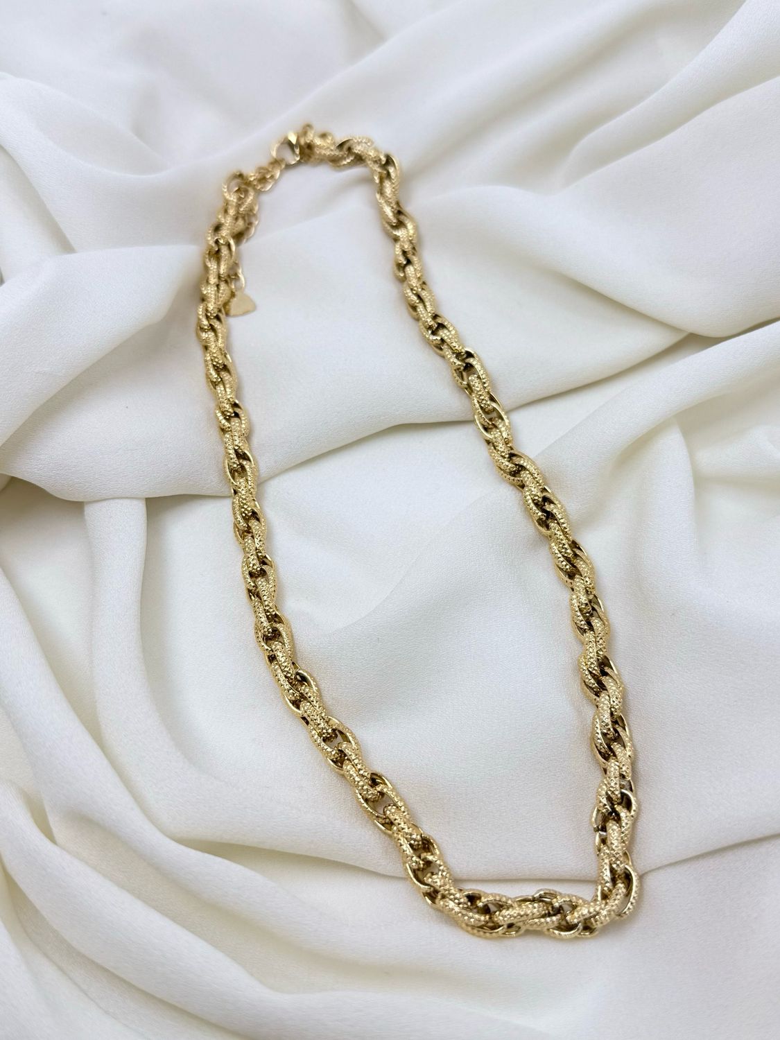 Girocollo infinity gold