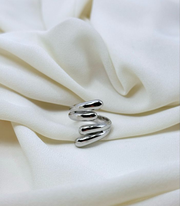 Anello for contrarier silver