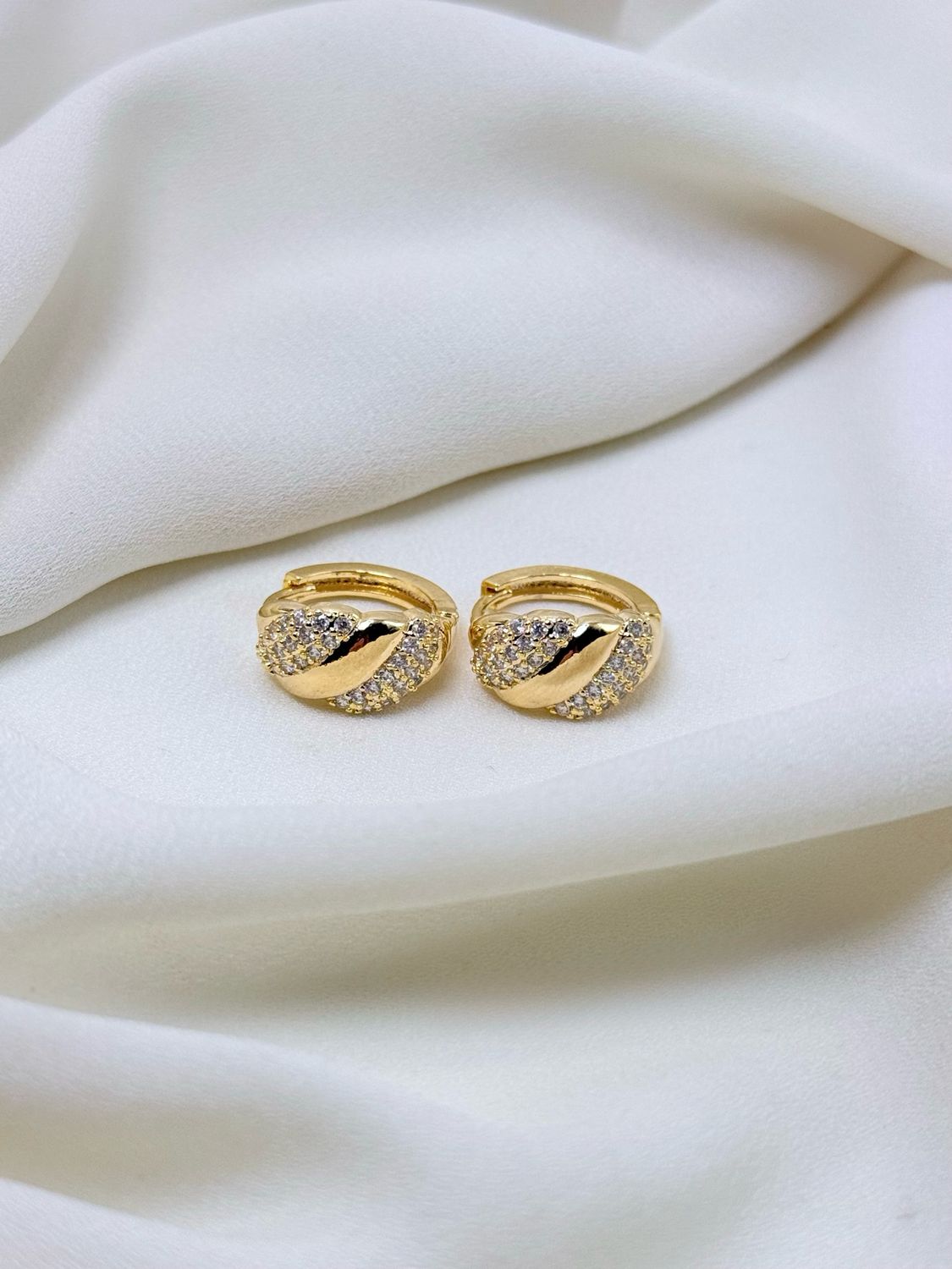 Hoops torchon pavè gold