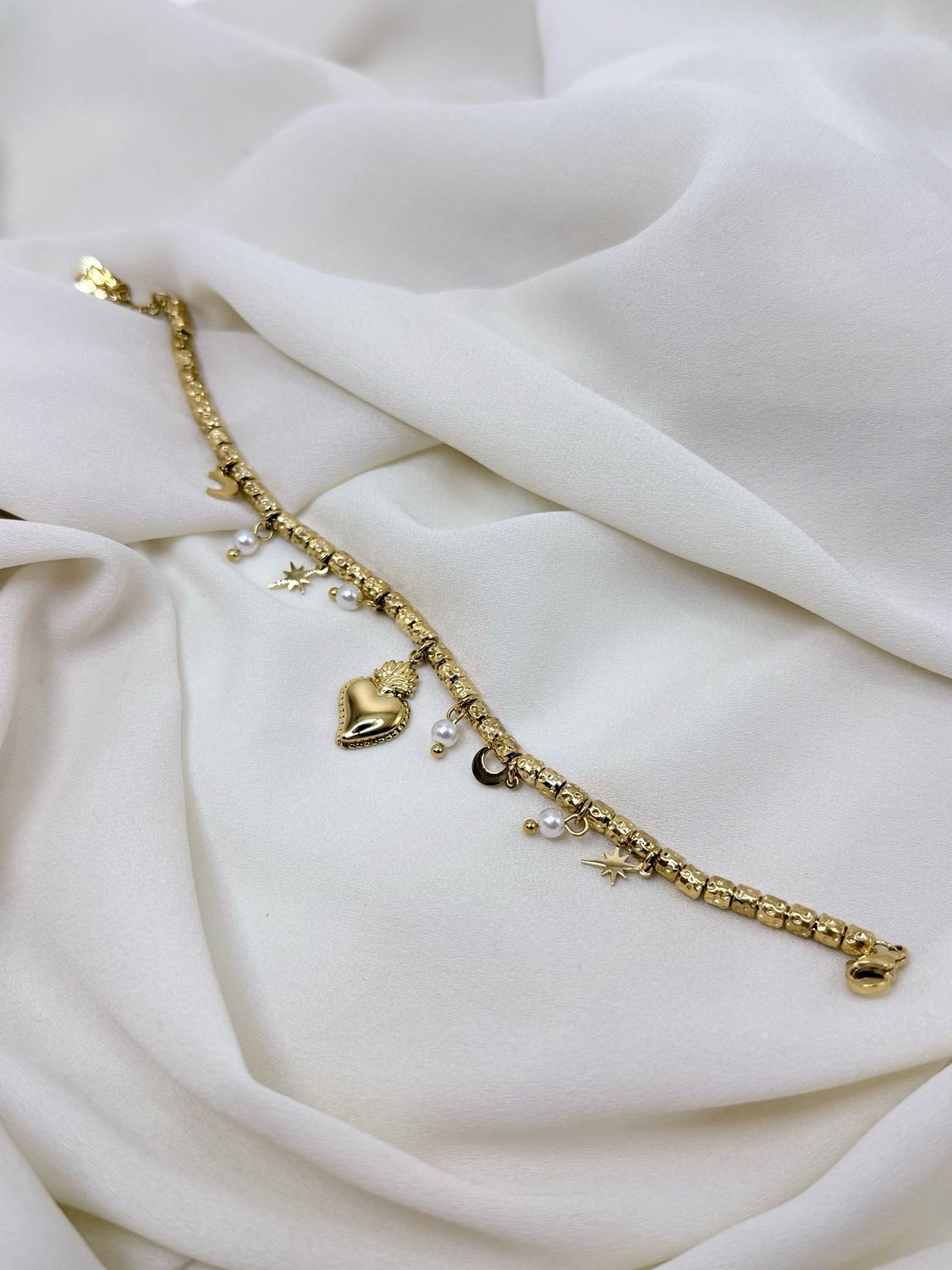 Bracciale cuore sacro Gold