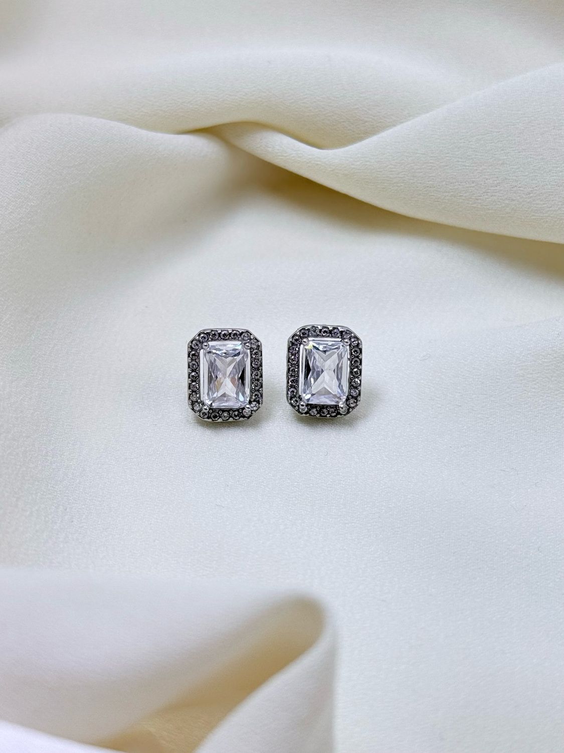 Orecchini mochi silver