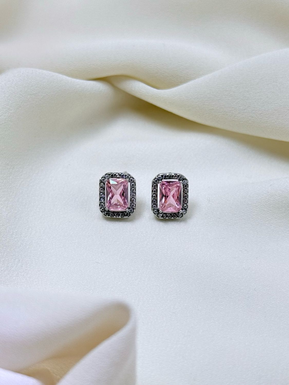 Orecchini mochi rosa silver