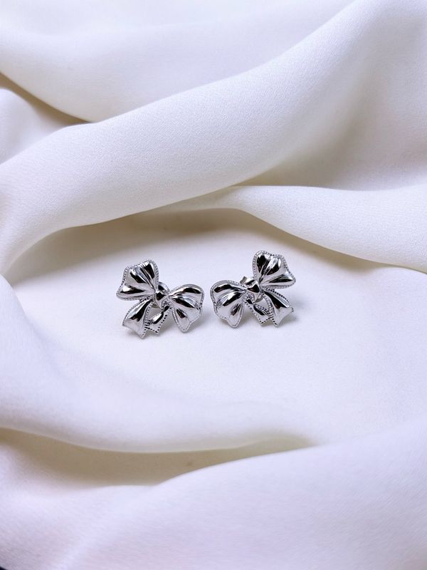 Orecchini fiocchetti silver