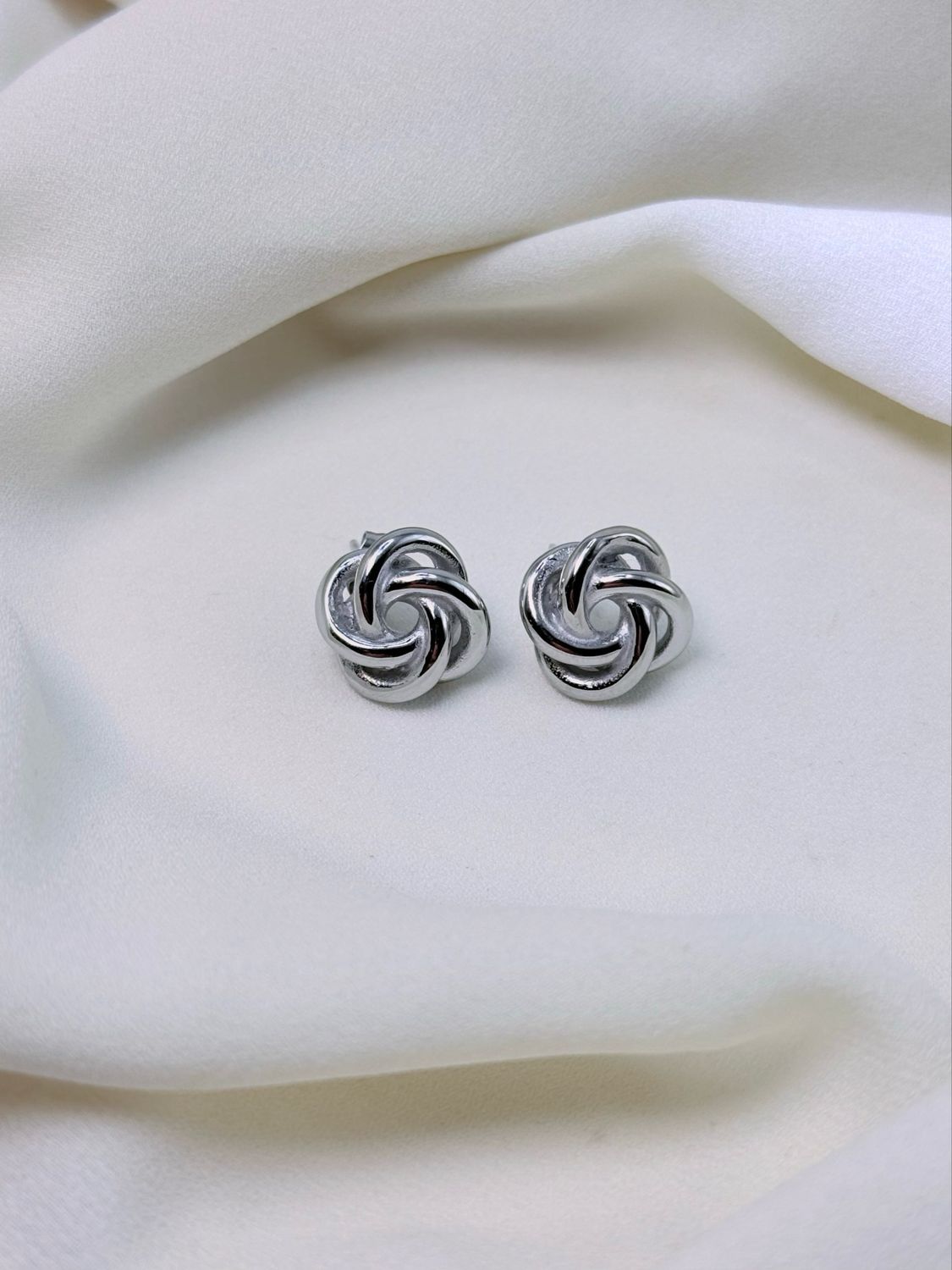 Orecchini nodino silver