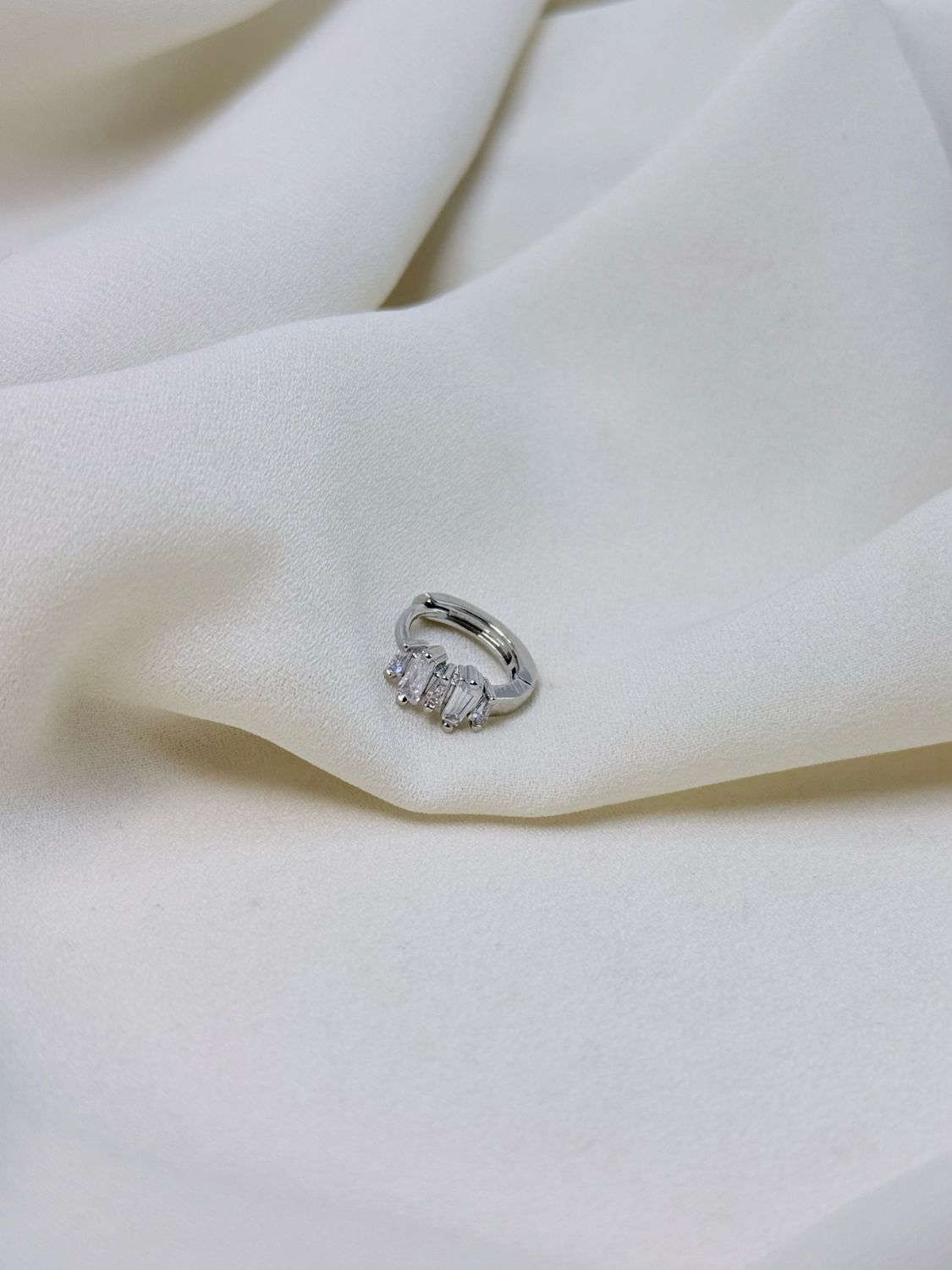 Hoop irregular silver