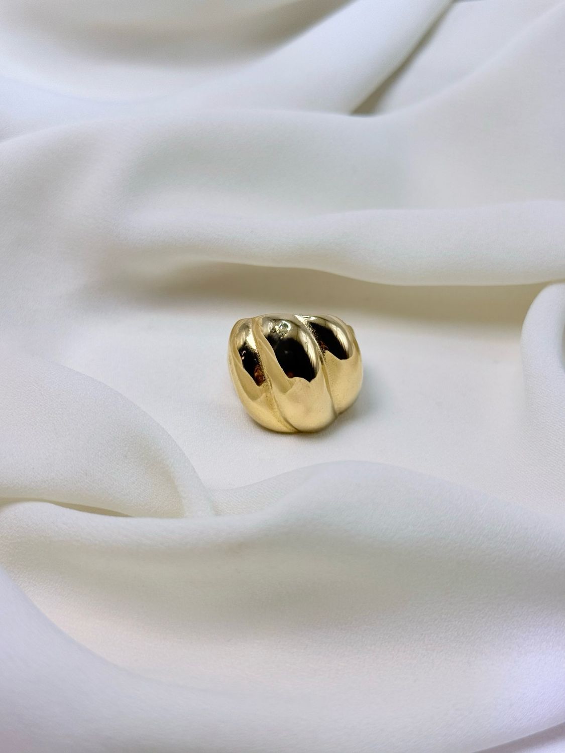 Anello big croissant Gold