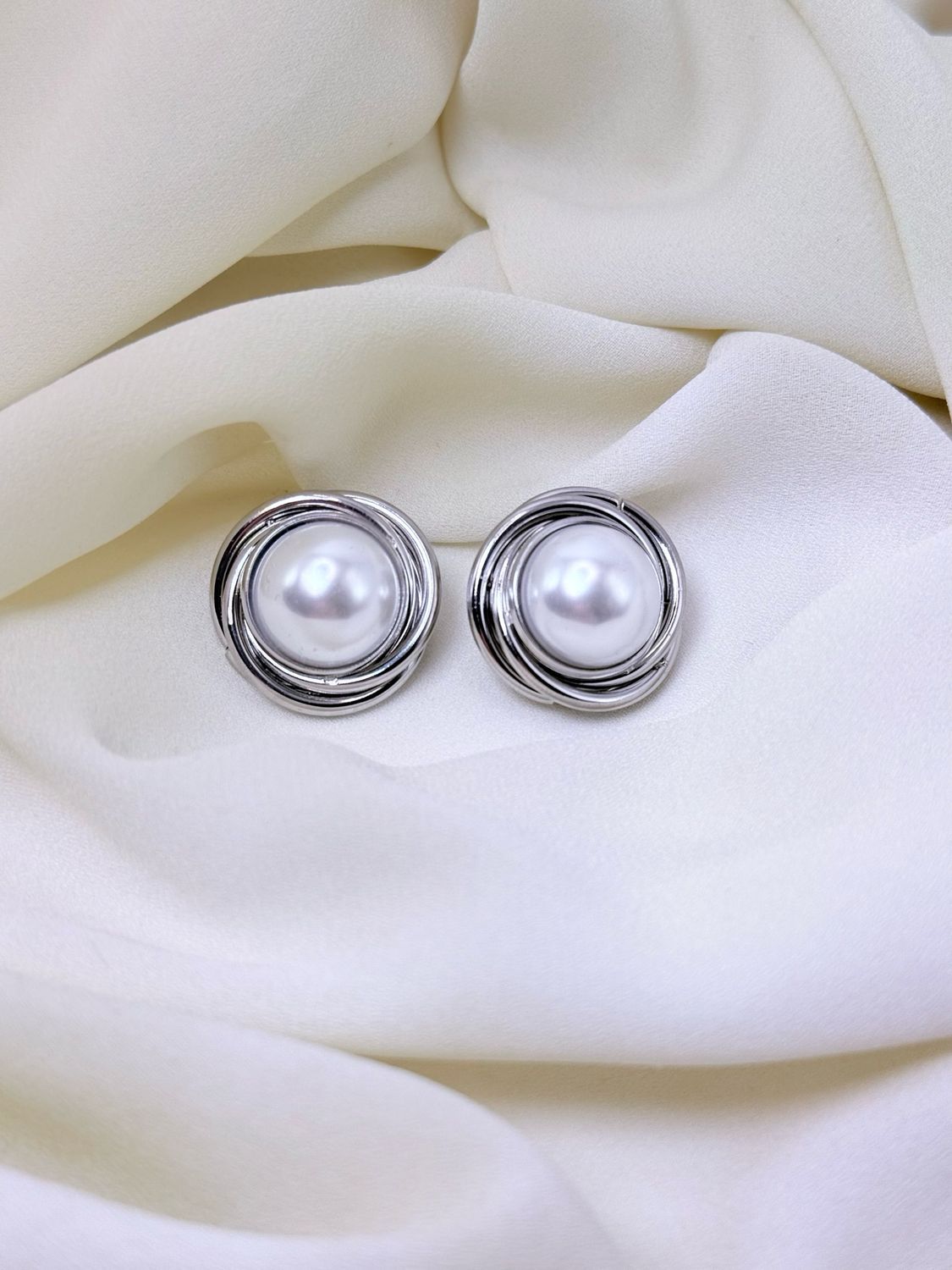 Orecchini  botton silver