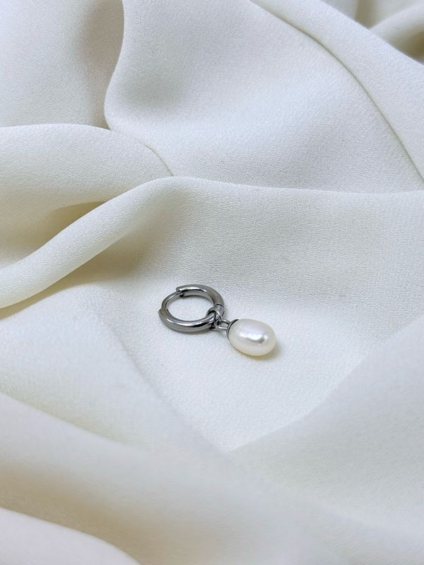 Orecchino charms perla silver