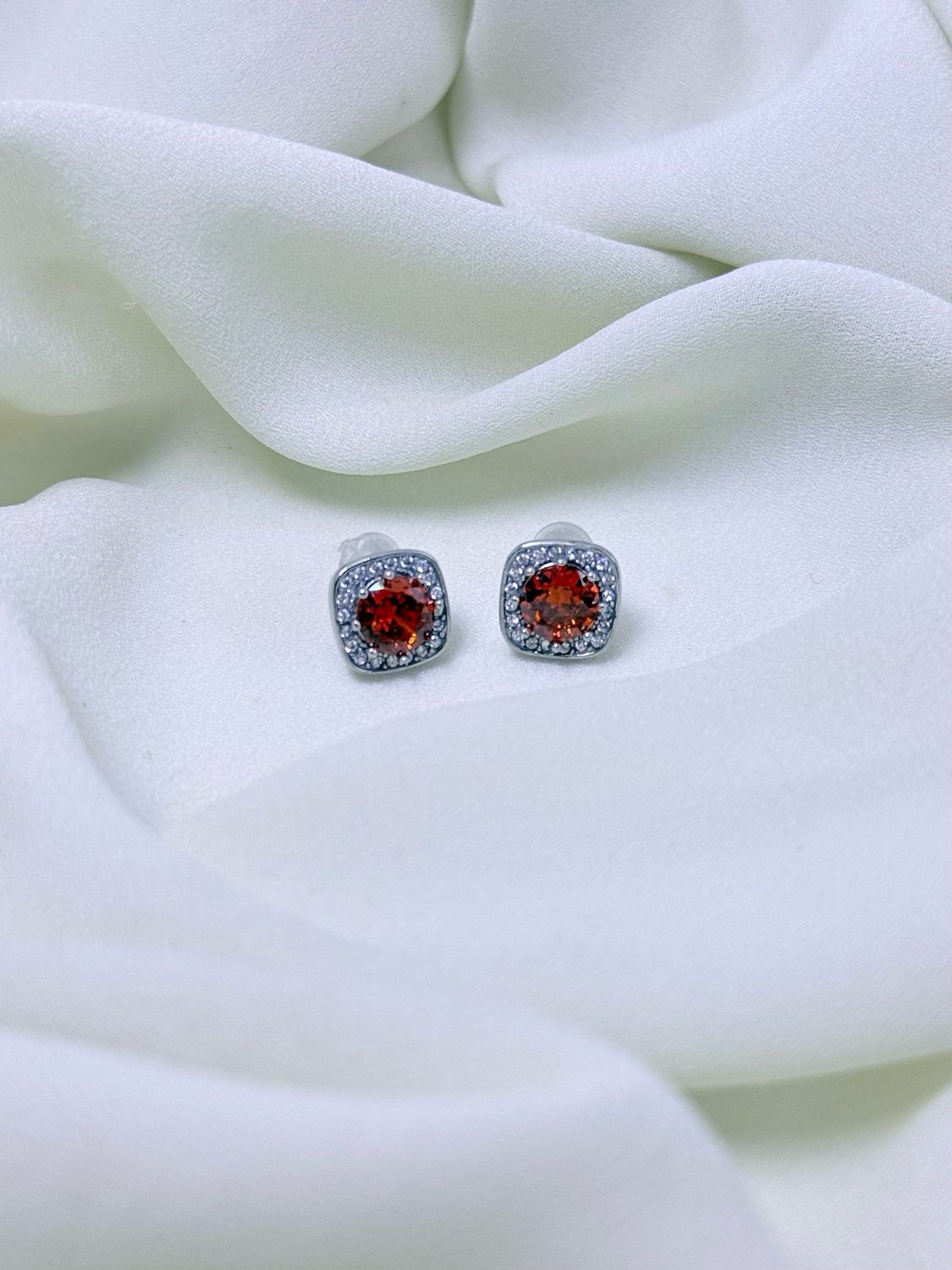 Orecchini mochi red silver